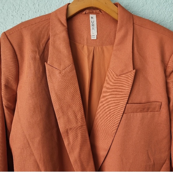 Mural Women’s Double Breasted Trench Blazer - Picture 4 of 9